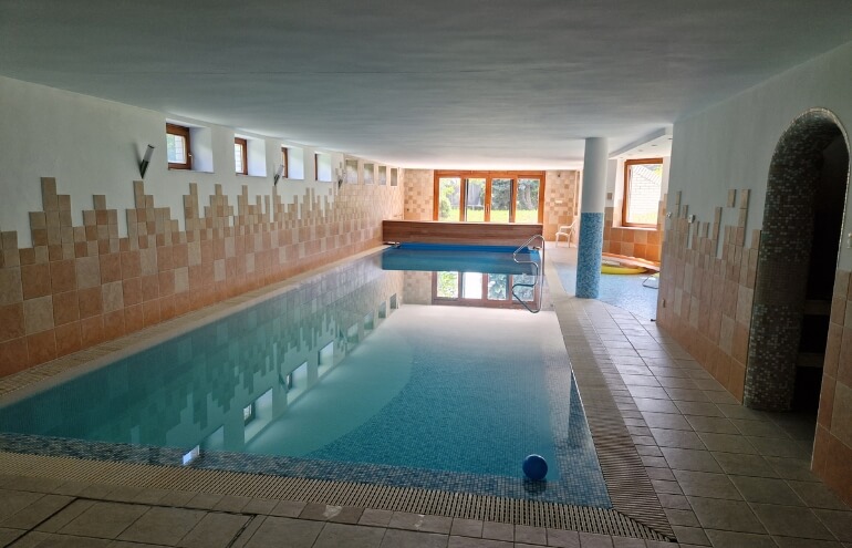 Hideg-meleg burkolás Budapest